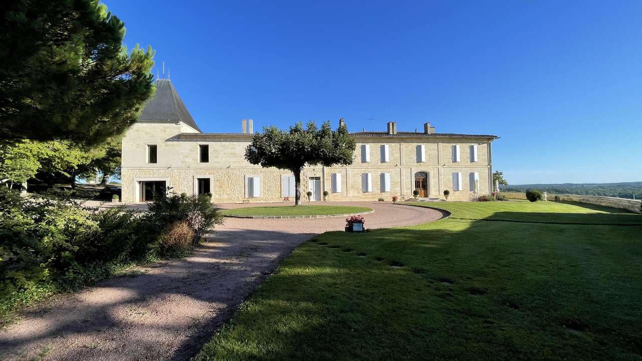 Henry #39 s Apéritif