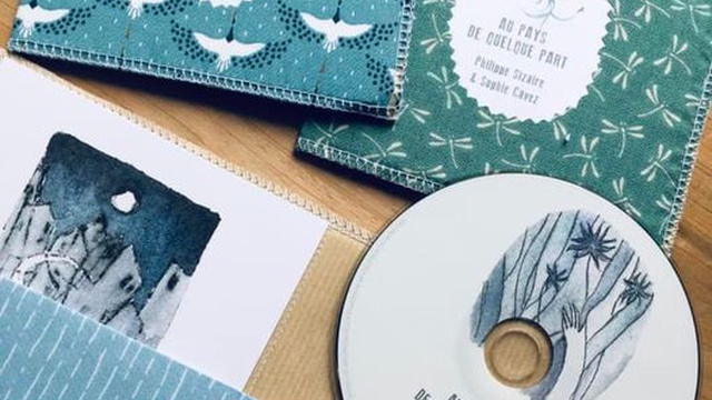 Image de couverture de la collecte "Au Pays de Quelque Part", contes en accordéon