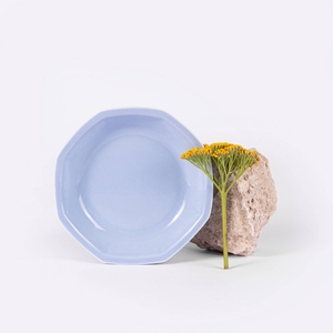 L'assiette creuse octogonale en porcelaine -Bleu clair