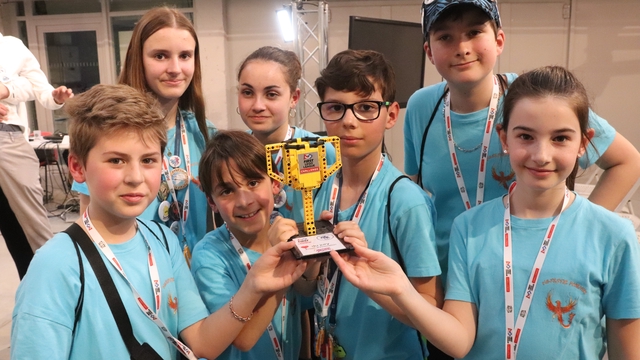 Cover image of the project Majestic Phenix First Lego League Championship
