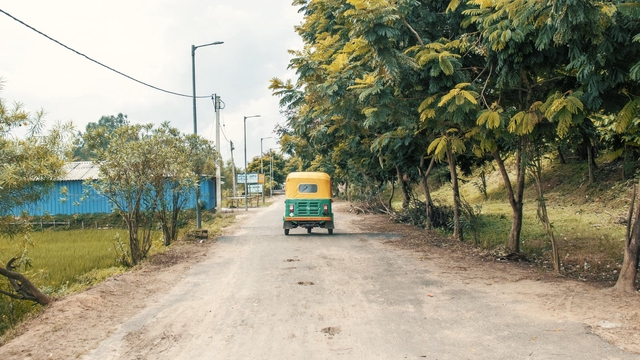 Cover image of the project Financement Tuk Tuk pour travailleur Indien à Hampi