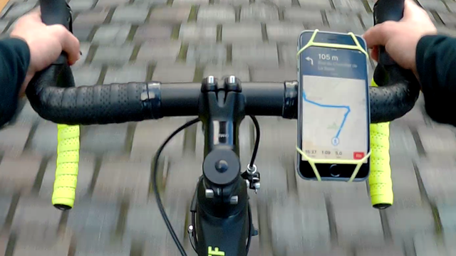 CYCLYK - Universal Smartphone mount for cycling.