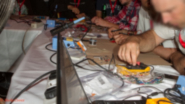 Cover image of the project "Hardware Hacking" - Nuit du Hack 2015