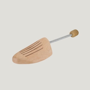 Paire d'embauchoirs tendeurs en bois