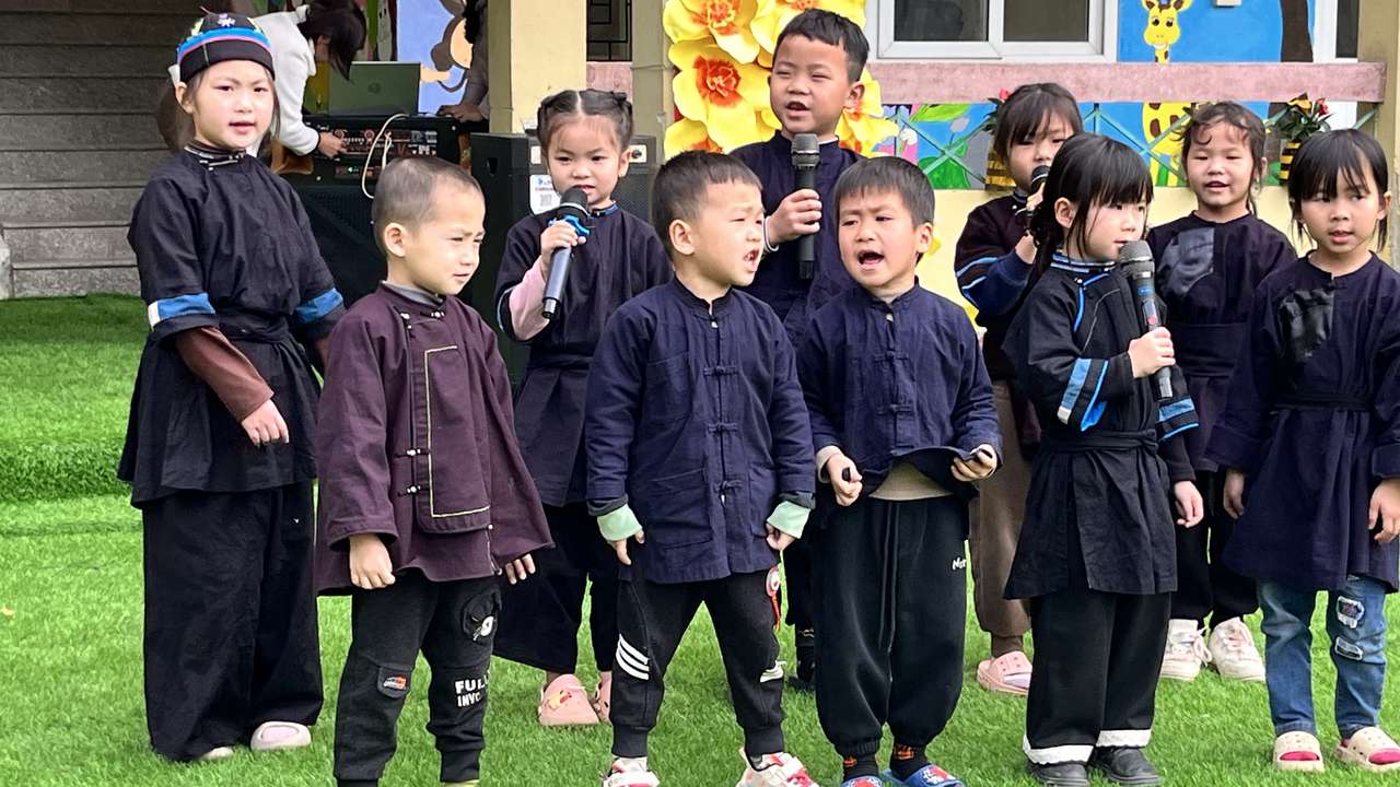 Chi Thao : des toilettes pour les enfants