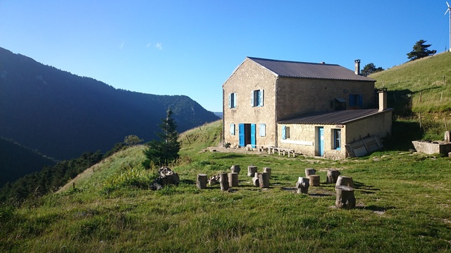 Cover image of the project La Tour de Borne