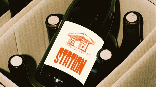 Image de couverture de la collecte STATION, la cave : vin nature, comptoir de poche !