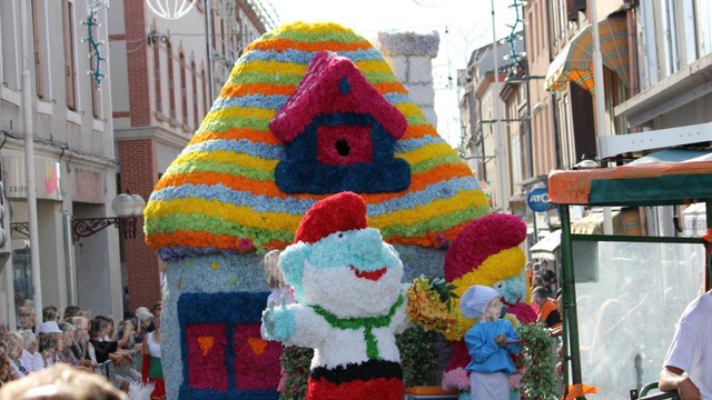 Cover image of the project LE RETOUR DE LA CAVALCADE FLEURIE