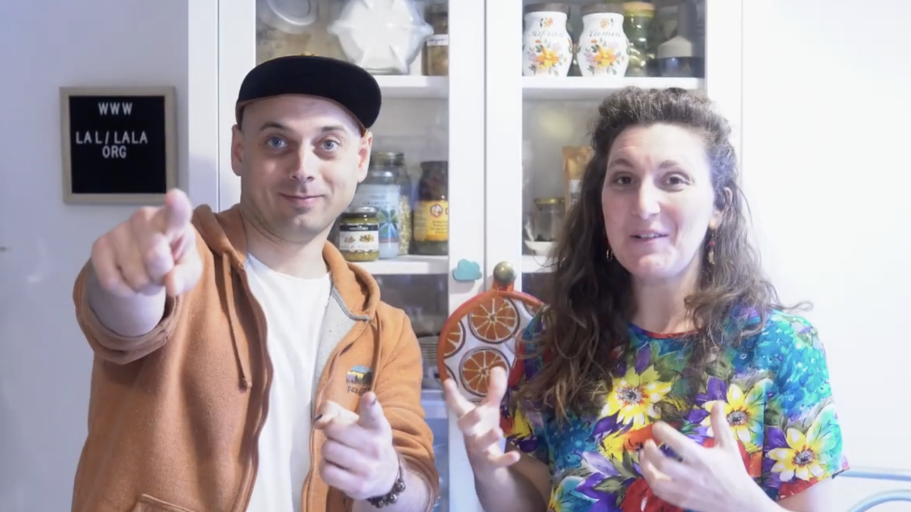 Support Lalilala: Help artists shine on the web!