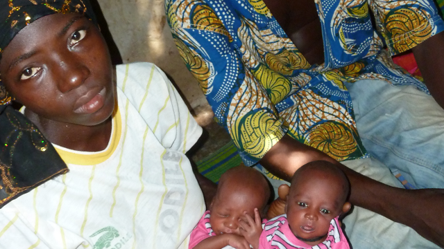 Cover image of the project BURKINA FASO, ENTRE LA MERE ET L'ENFANT