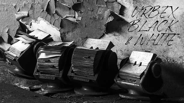Cover image of the project Publication du livre Urbex Black & White