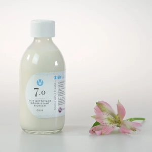 Nettoyant Biotechnologique pour Cuir et Simili - Entretien Écologique et Durable
