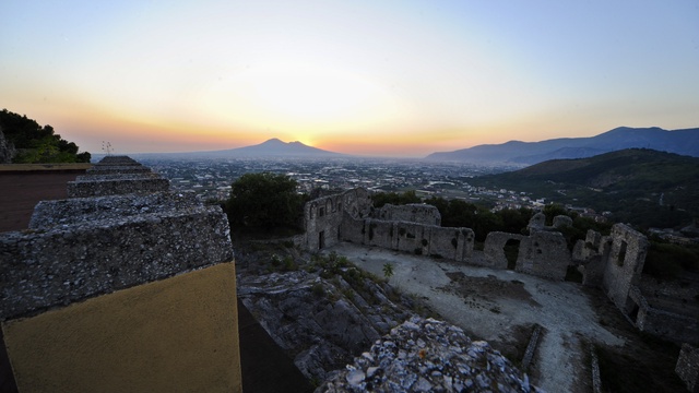 Cover image of the project Salviamo il Castello del Parco Fienga